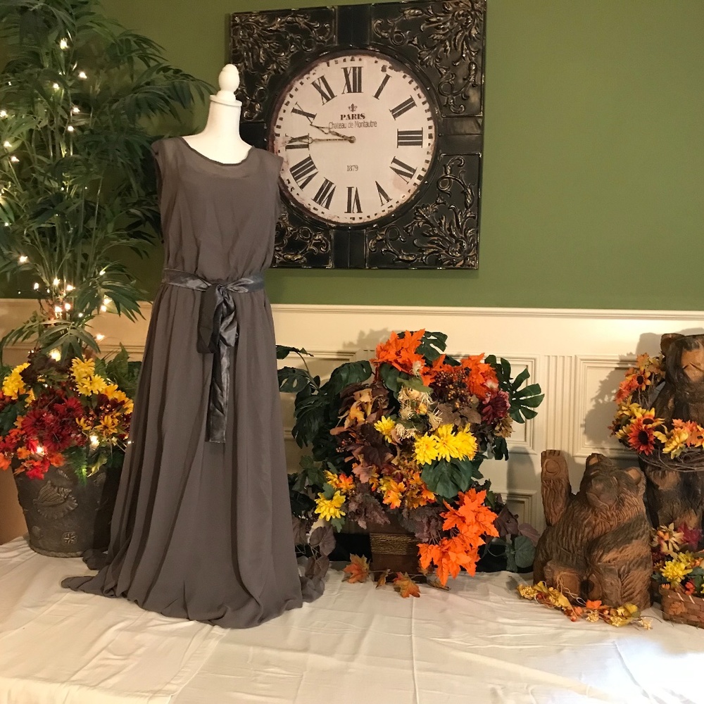 Formal evening bridesmaid dress